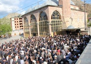 Oltu Şimşek'e ağladı